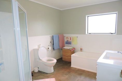 Photo of property in 7 Sydney Street, Takapau, 4203