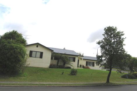 Photo of property in 71 Barbados Drive, Unsworth Heights, Auckland, 0632