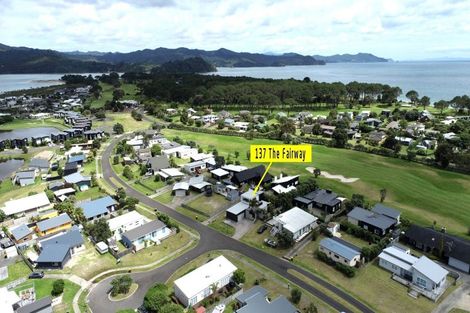 Photo of property in 137 The Fairway, Matarangi, Whitianga, 3592