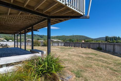 Photo of property in 136 Lisland Drive, Kinloch, Taupo, 3377