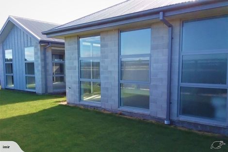 Photo of property in 37 Westpark Boulevard, Rangiora, 7400