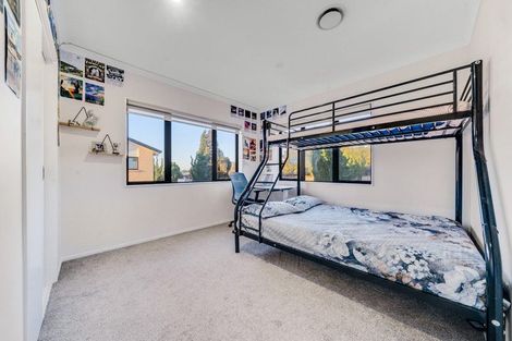 Photo of property in 2 Dewan Lane, Papatoetoe, Auckland, 2025