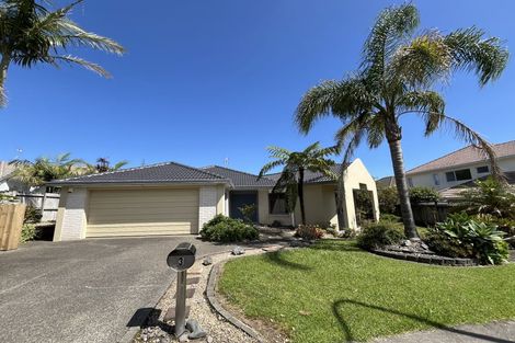 Photo of property in 3 Larkin Place, Somerville, Auckland, 2014