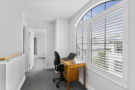 Photo of property in 16e Hobson Street, Thorndon, Wellington, 6011