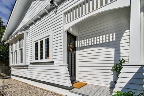 Photo of property in 44 Glen Road, Kelburn, Wellington, 6012