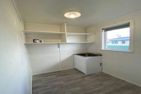 Photo of property in 30 Cargill Street, Papakura, 2110