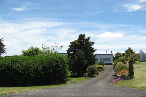 Photo of property in 8 Channel View Road, Clarks Beach, Pukekohe, 2679