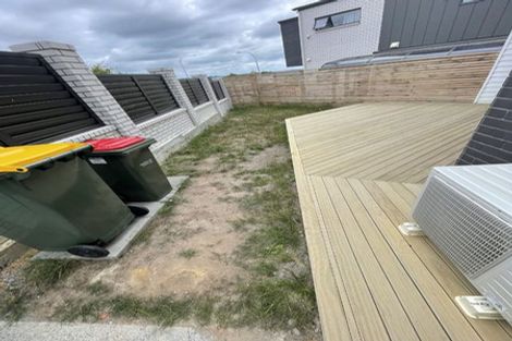 Photo of property in 2/44 Schnapper Rock Road, Schnapper Rock, Auckland, 0632