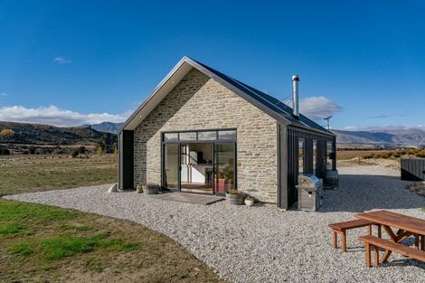 Photo of property in 217 Stevenson Road, Wanaka, 9382
