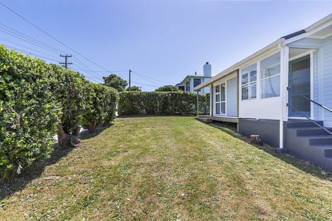 Photo of property in 43 Piko Street, Titahi Bay, Porirua, 5022