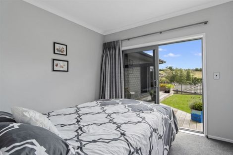 Photo of property in 111 Oteki Park Drive, Welcome Bay, Tauranga, 3112