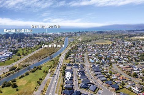 Photo of property in 18 Kura Lane, Aranui, Christchurch, 8061