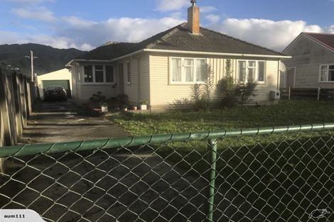 Photo of property in 20 Chapman Crescent, Naenae, Lower Hutt, 5011