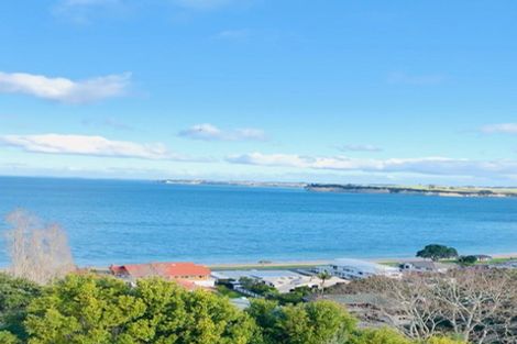 Photo of property in 747d Whangaparaoa Road, Stanmore Bay, Whangaparaoa, 0930