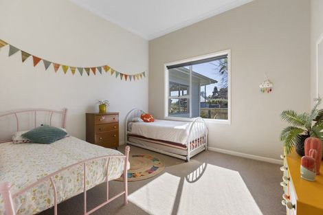 Photo of property in 19 Carey Street, Waitara, 4320