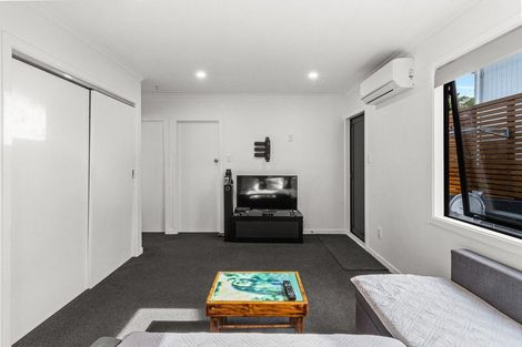 Photo of property in 17 Parsons Street, Vogeltown, New Plymouth, 4310