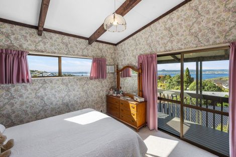 Photo of property in 7 Brunette Drive, Acacia Bay, Taupo, 3330