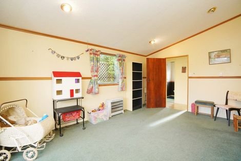 Photo of property in 28 Dunns Road, Otatara, Invercargill, 9879
