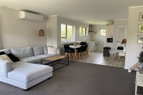 Photo of property in 1/10 Fortunes Road, Half Moon Bay, Auckland, 2012