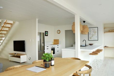 Photo of property in 25 Richmond Avenue, Richmond Heights, Taupo, 3330