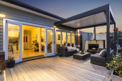 Photo of property in 69 Albert Street, Saint Clair, Dunedin, 9012