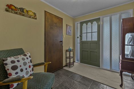 Photo of property in 27 Solander Place, Whitby, Porirua, 5024