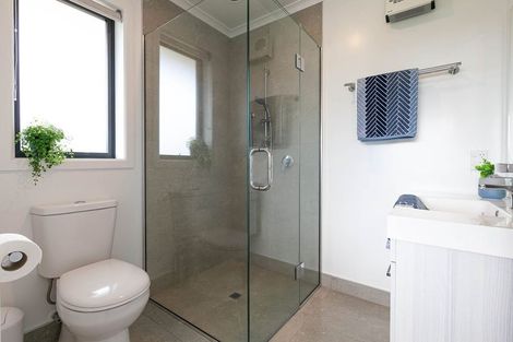 Photo of property in 3 Les Wakefield Road, Mapua, 7005