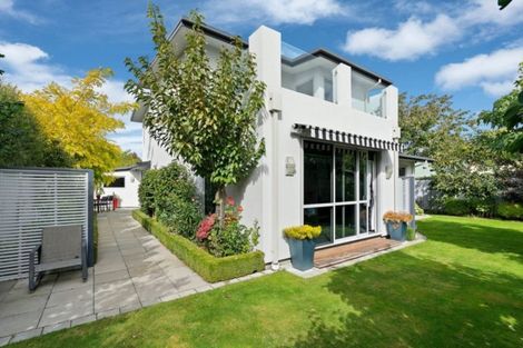 Photo of property in 4a Nutfield Lane, Cashmere, Christchurch, 8022