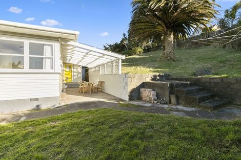 Photo of property in 22-24 Bledisloe Crescent, Wainuiomata, Lower Hutt, 5014