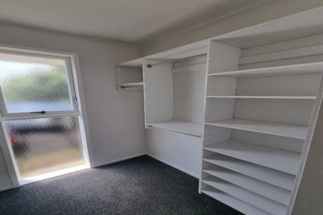 Photo of property in 19 Gossamer Drive, Pakuranga Heights, Auckland, 2010