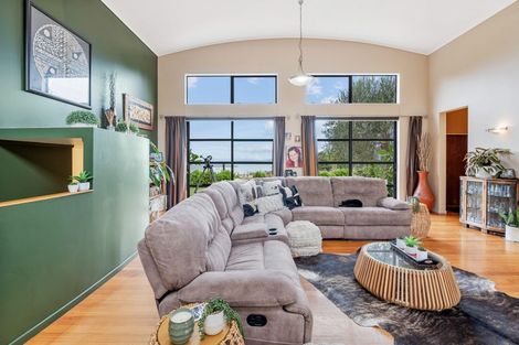 Photo of property in 66 Owhiwa Road, Parua Bay, Onerahi, 0192