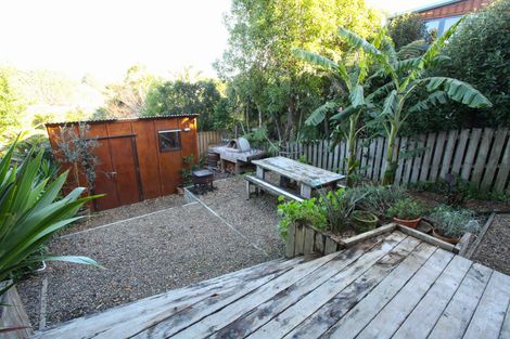 Photo of property in 11 Robertson Street, Raglan, 3225