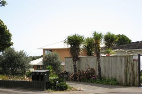 Photo of property in 8 Ronald Street, Strandon, New Plymouth, 4312