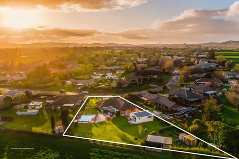 Photo of property in 8 De La Mare Drive, Leamington, Cambridge, 3432