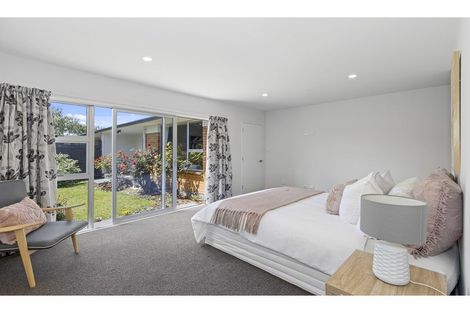 Photo of property in 1e Thorrington Lane, Cashmere, Christchurch, 8022