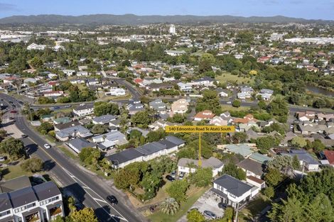 Photo of property in 140 Edmonton Road, Te Atatu South, Auckland, 0610