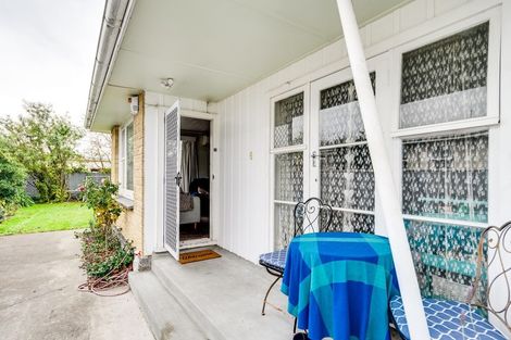 Photo of property in 1/202 Grove Road, Mayfair, Hastings, 4122