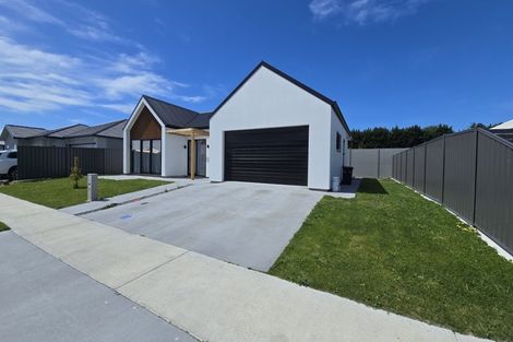 Photo of property in 16 George Yee Place, Taradale, Napier, 4112