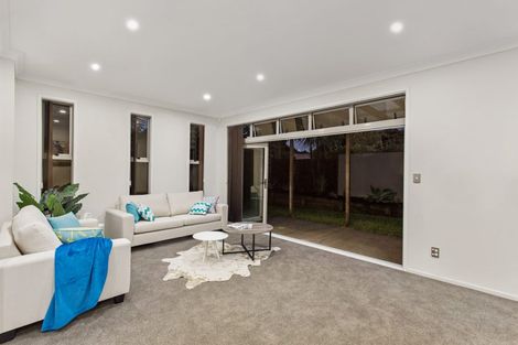 Photo of property in 7c Clearwater Cove, West Harbour, Auckland, 0618
