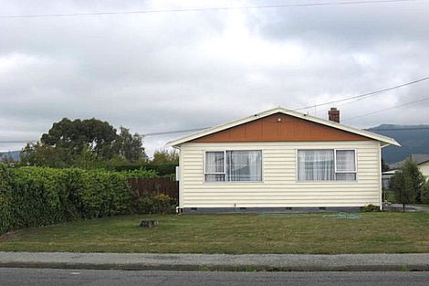Photo of property in 9 Parsonage Road, Waimate, 7924