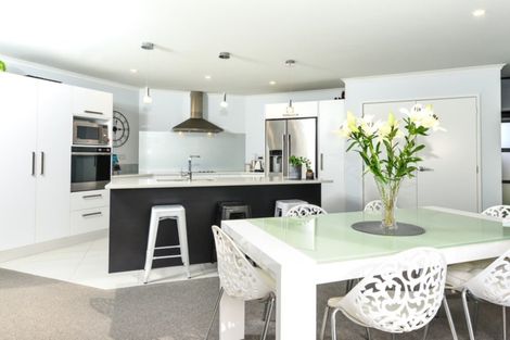 Photo of property in 52 Featherstone Drive, Flagstaff, Hamilton, 3210