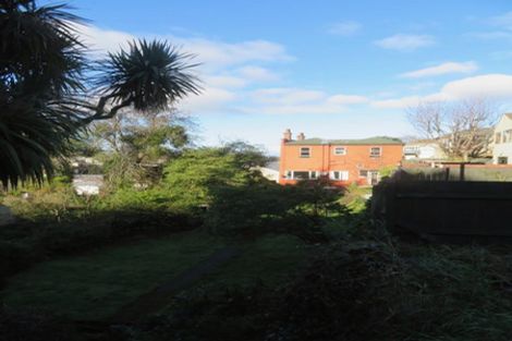 Photo of property in 68 Royal Terrace, Dunedin Central, Dunedin, 9016