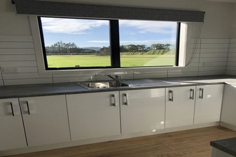 Photo of property in 613 Great South Road, Runciman, Drury, 2578