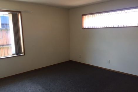 Photo of property in 2/395 Ilam Road, Bryndwr, Christchurch, 8053