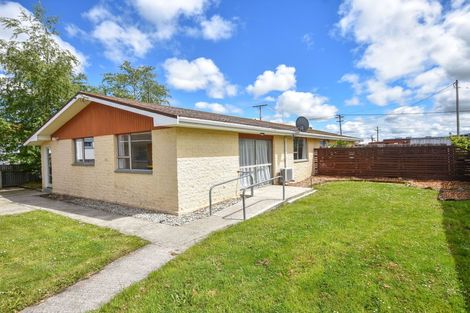 Photo of property in 38 Renfrew Street, Balclutha, 9230