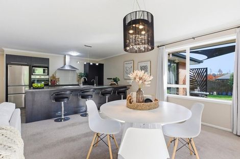 Photo of property in 21 Bathurst Crescent, Pyes Pa, Tauranga, 3112