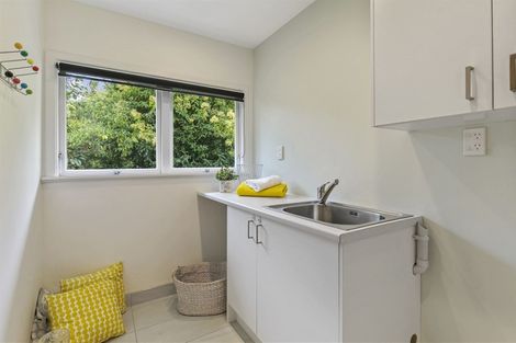 Photo of property in 27 Gills Road, Bucklands Beach, Auckland, 2014