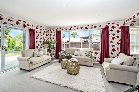 Photo of property in 5 Greendale Avenue, Avonhead, Christchurch, 8042