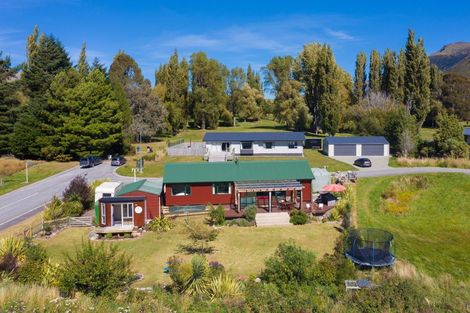 Photo of property in 2 Hector Close, Kingston, Athol, 9793