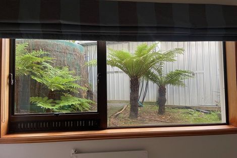 Photo of property in 8 Francis Curtis Avenue, Blockhouse Bay, Auckland, 0600